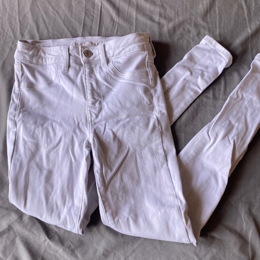 White American eagle jeans